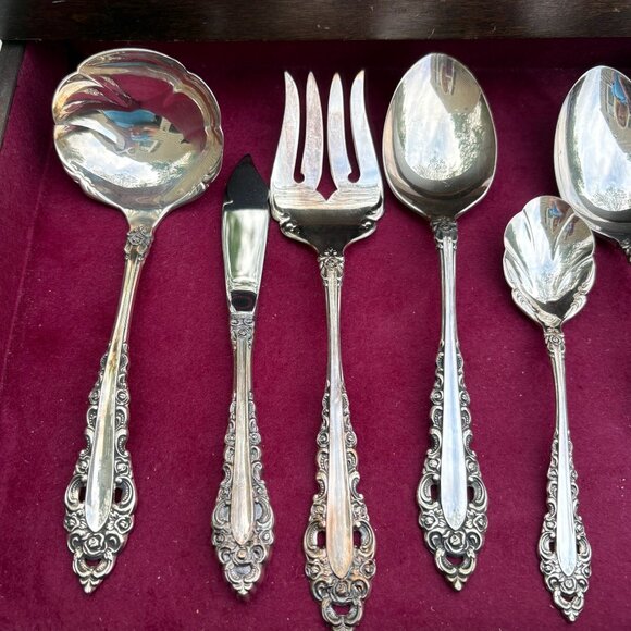Vintage 1847 Rogers Bros Silverplate Flatware 8 Placeset & Serving Pieces With C - Picture 5 of 16